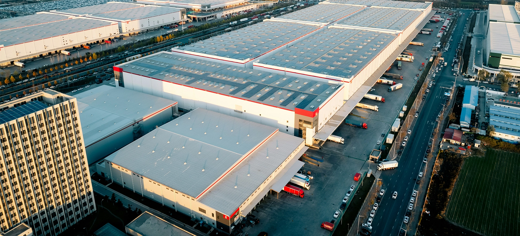 What’s the Difference — and Who Needs Yard Management Most?