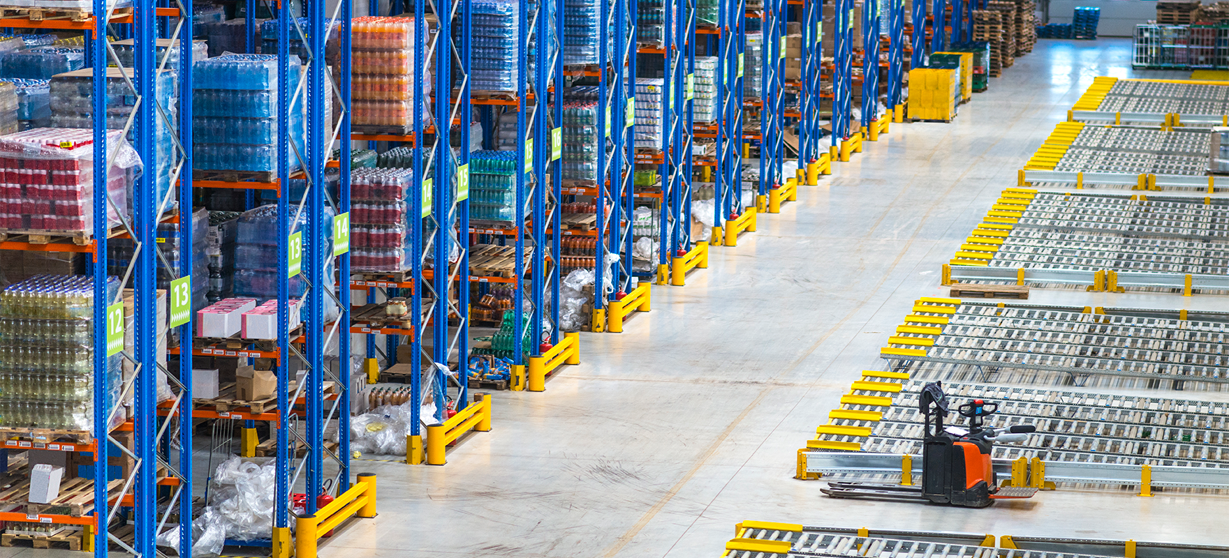 Distribution center operations managed with Solvo.WMS